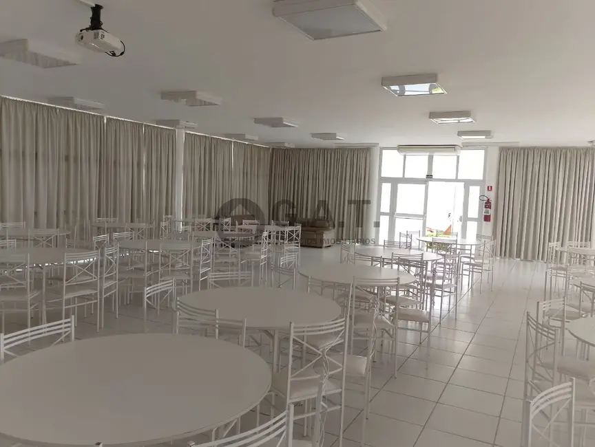 Foto 5 de Apartamento com 2 quartos para alugar, 52m2 em Jardim Guarujá, Sorocaba - SP