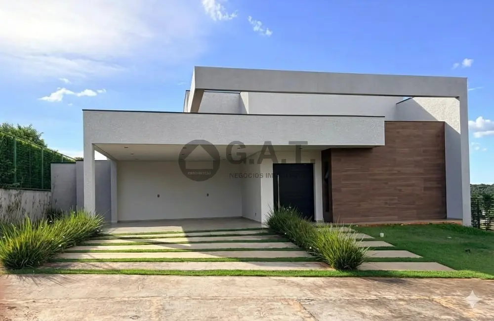 Foto 1 de Casa de Condomínio com 4 quartos à venda, 436m2 em Aracoiaba Da Serra - SP