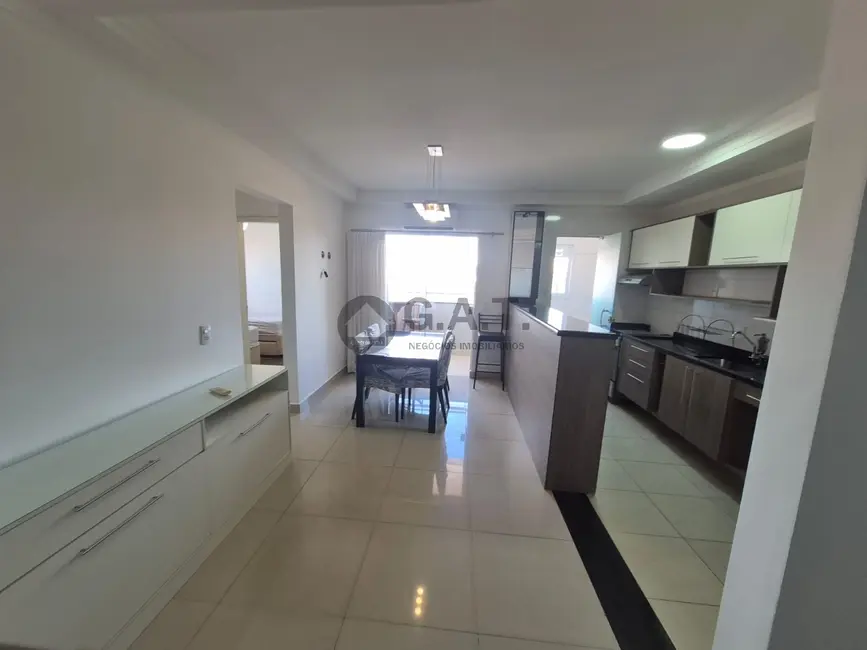 Foto 6 de Apartamento com 2 quartos para alugar, 70m2 em Vila Hortência, Sorocaba - SP