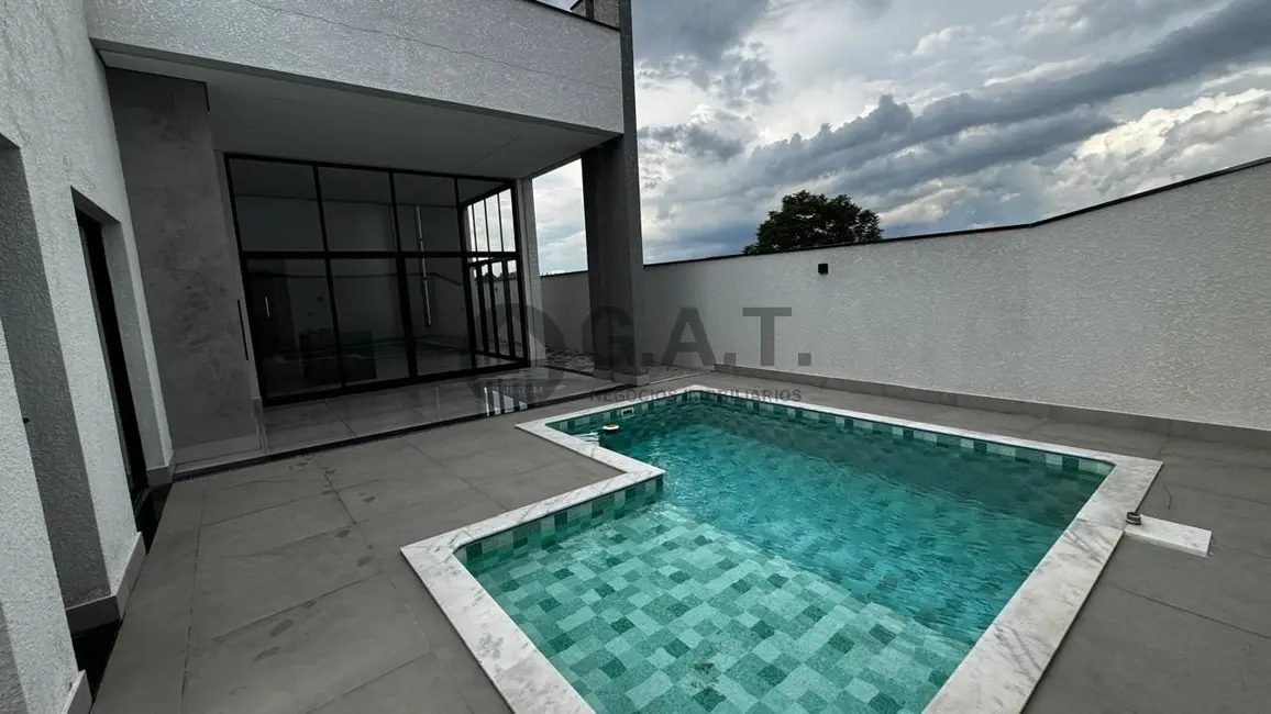 Casa de Condomínio com 3 quartos à venda, 239m2 em Alphaville Nova Esplanada, Votorantim - SP - imagem 2 Foto 2 de Casa de Condomínio com 3 quartos à venda, 239m2 em Alphaville Nova Esplanada, Votorantim - SP