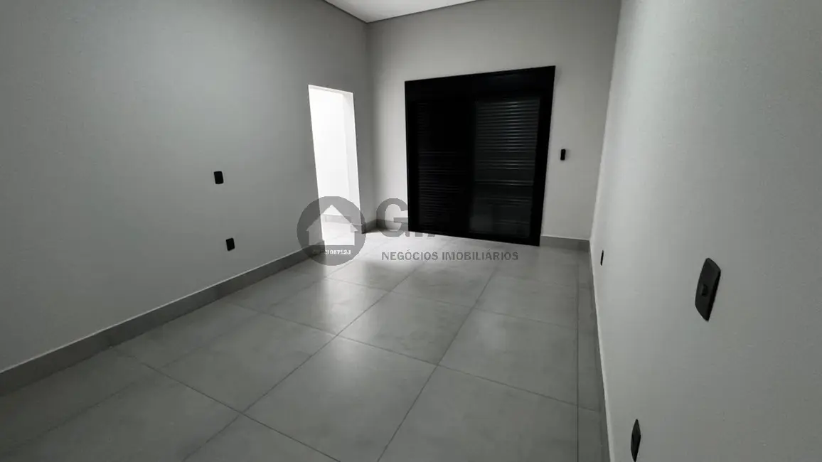 Casa de Condomínio com 3 quartos à venda, 239m2 em Alphaville Nova Esplanada, Votorantim - SP - imagem 8 Foto 8 de Casa de Condomínio com 3 quartos à venda, 239m2 em Alphaville Nova Esplanada, Votorantim - SP