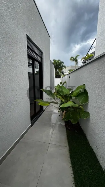 Foto 3 de Casa de Condomínio com 3 quartos à venda, 230m2 em Alphaville Nova Esplanada, Votorantim - SP