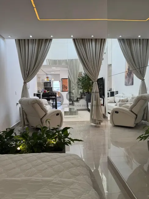 Foto 4 de Casa de Condomínio com 4 quartos à venda, 200m2 em Jardim Vila São Domingos, Sorocaba - SP