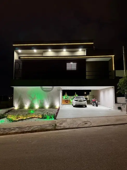 Foto 2 de Casa de Condomínio com 4 quartos à venda, 200m2 em Jardim Vila São Domingos, Sorocaba - SP