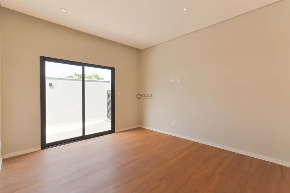 Casa de Condomínio com 3 quartos à venda, 287m2 em Alphaville Nova Esplanada, Votorantim - SP - imagem 2 Foto 2 de Casa de Condomínio com 3 quartos à venda, 287m2 em Alphaville Nova Esplanada, Votorantim - SP