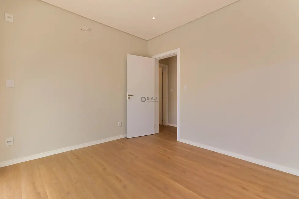 Casa de Condomínio com 3 quartos à venda, 287m2 em Alphaville Nova Esplanada, Votorantim - SP - imagem 6 Foto 6 de Casa de Condomínio com 3 quartos à venda, 287m2 em Alphaville Nova Esplanada, Votorantim - SP