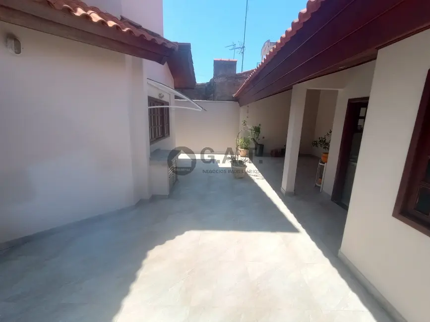 Foto 9 de Casa com 3 quartos à venda, 248m2 em Jardim São Paulo, Sorocaba - SP