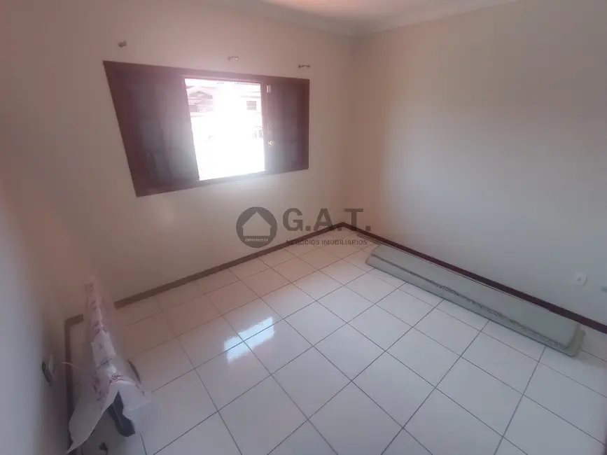 Foto 3 de Casa com 3 quartos à venda, 248m2 em Jardim São Paulo, Sorocaba - SP