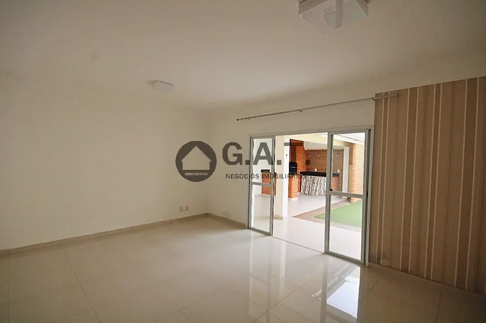 Foto 2 de Casa de Condomínio com 3 quartos à venda, 123m2 em Jardim Siriema, Sorocaba - SP