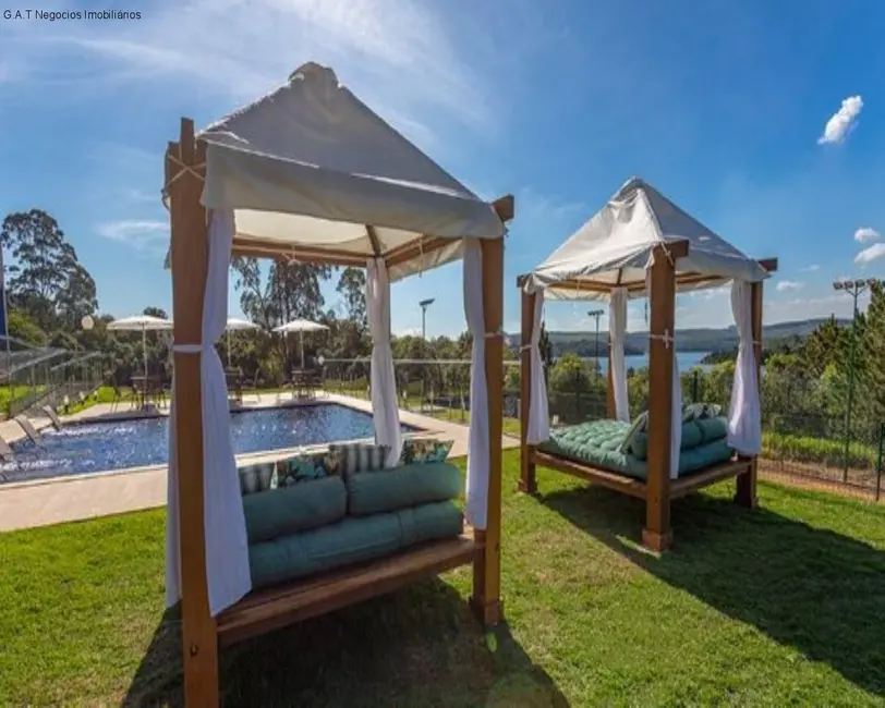 Terreno / Lote à venda, 1511m2 em Piedade - SP - imagem 2 Foto 2 de Terreno / Lote à venda, 1511m2 em Piedade - SP