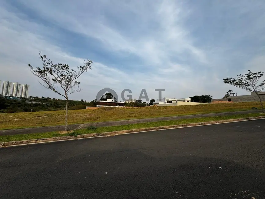 Foto 1 de Terreno / Lote à venda, 1279m2 em Jardim Residencial Saint Patrick, Sorocaba - SP