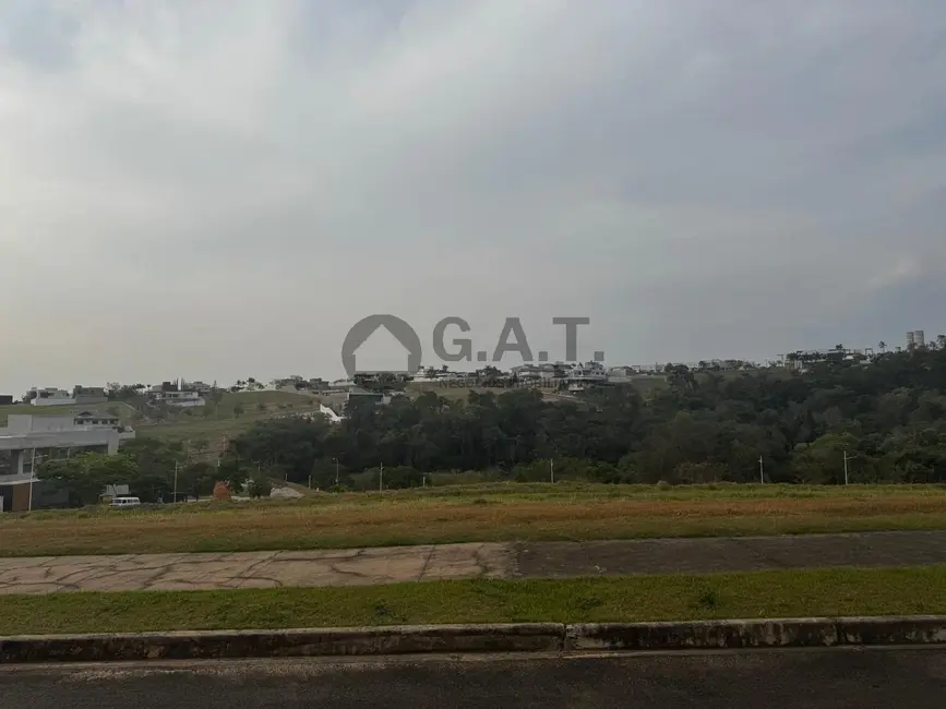 Foto 1 de Terreno / Lote à venda, 1057m2 em Jardim Residencial Saint Patrick, Sorocaba - SP