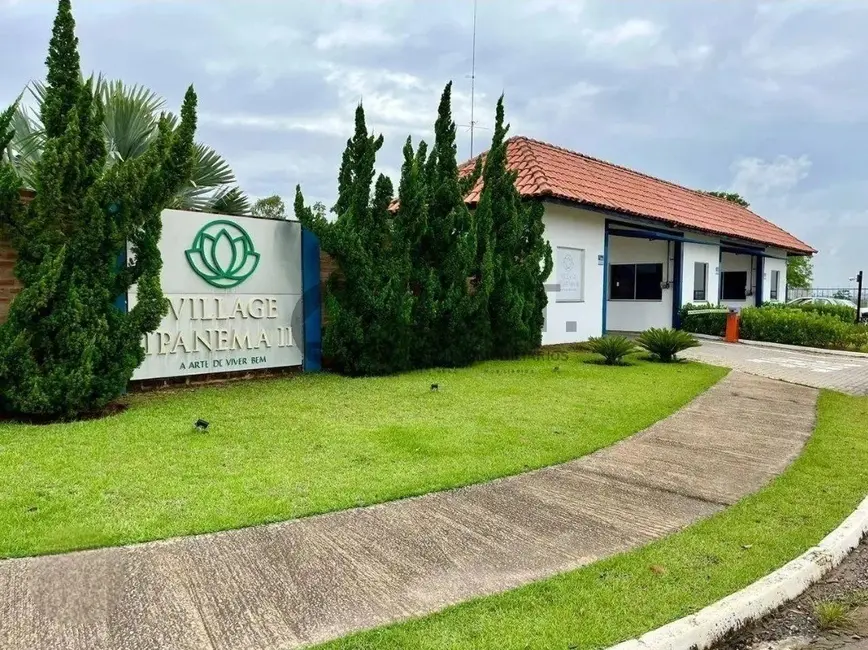 Foto 1 de Terreno / Lote à venda, 1000m2 em Aracoiaba Da Serra - SP