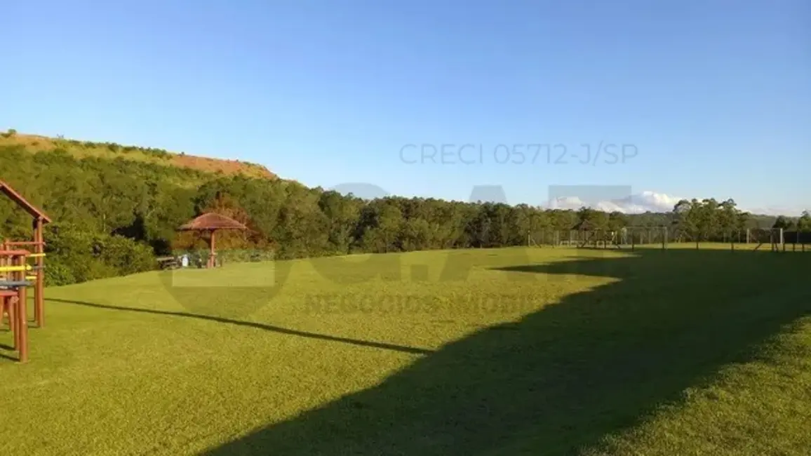 Foto 5 de Terreno / Lote à venda, 1000m2 em Salto De Pirapora - SP