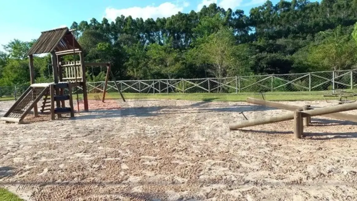 Foto 9 de Terreno / Lote à venda, 1000m2 em Salto De Pirapora - SP