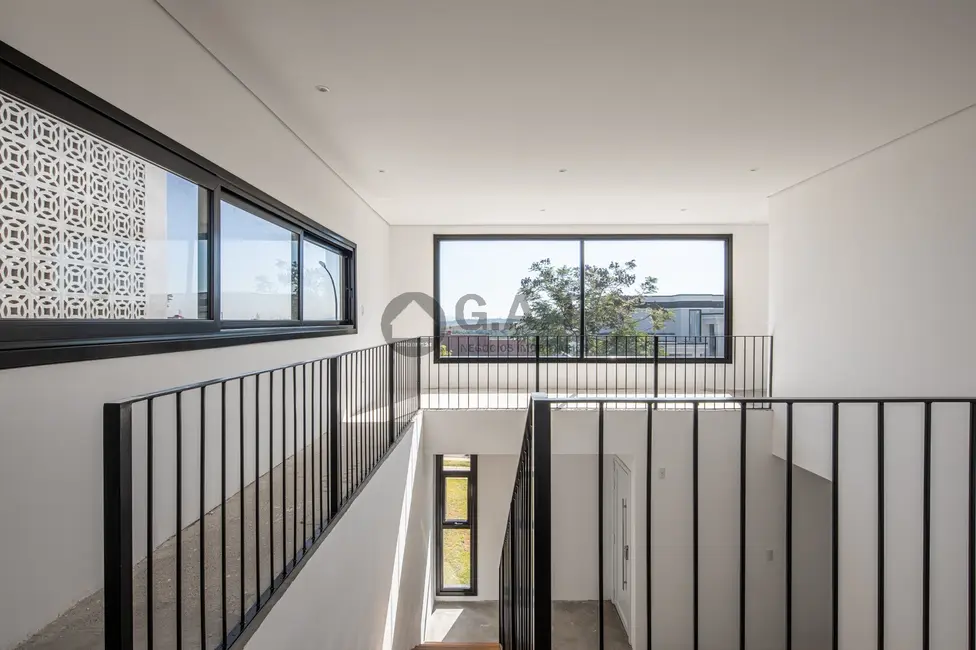 Casa de Condomínio com 4 quartos à venda, 297m2 em Alphaville Nova Esplanada, Votorantim - SP - imagem 3 Foto 3 de Casa de Condomínio com 4 quartos à venda, 297m2 em Alphaville Nova Esplanada, Votorantim - SP