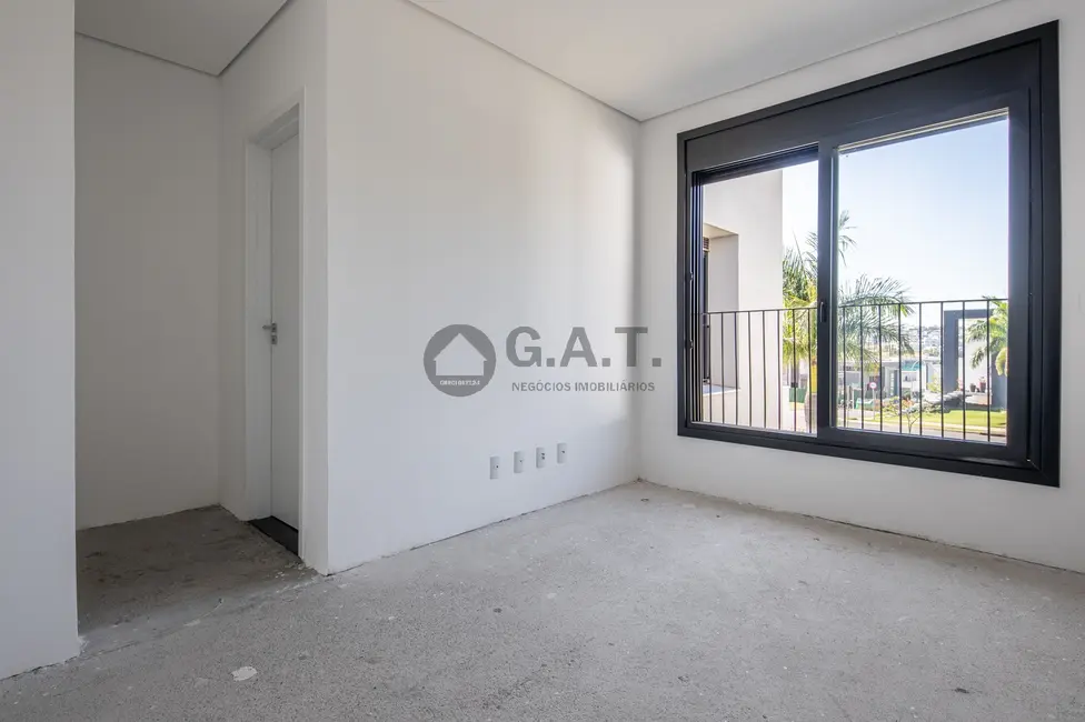 Casa de Condomínio com 4 quartos à venda, 297m2 em Alphaville Nova Esplanada, Votorantim - SP - imagem 5 Foto 5 de Casa de Condomínio com 4 quartos à venda, 297m2 em Alphaville Nova Esplanada, Votorantim - SP