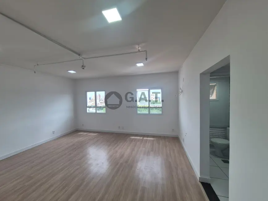 Foto 3 de Sala Comercial para alugar, 35m2 em Centro, Sorocaba - SP