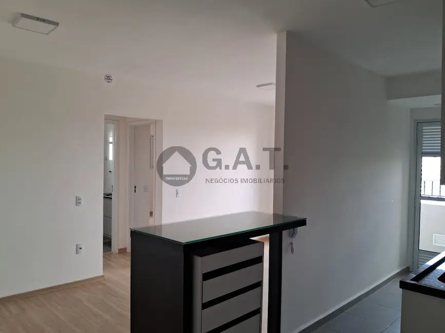 Foto 2 de Apartamento com 2 quartos para alugar, 60m2 em Jardim São Carlos, Sorocaba - SP