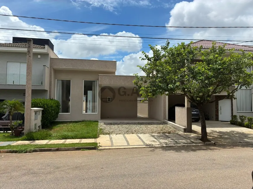Foto 2 de Casa de Condomínio com 2 quartos para alugar, 140m2 em Chácaras Reunidas São Jorge, Sorocaba - SP