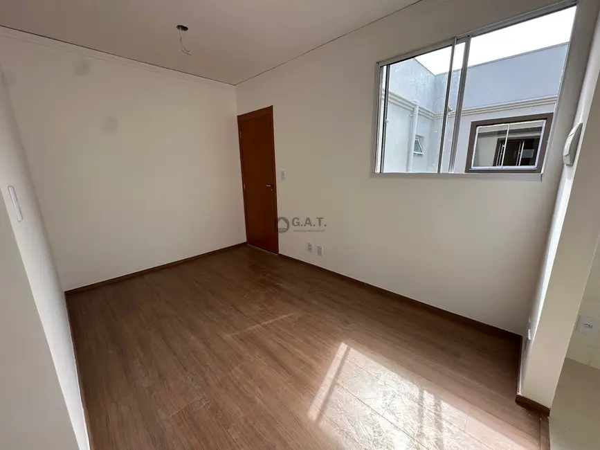 Foto 3 de Apartamento com 2 quartos para alugar, 43m2 em Jardim Piazza di Roma, Sorocaba - SP