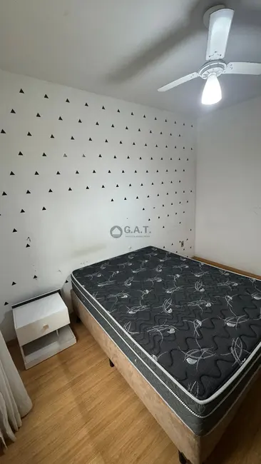 Foto 2 de Casa com 4 quartos para alugar, 300m2 em Aracoiaba Da Serra - SP