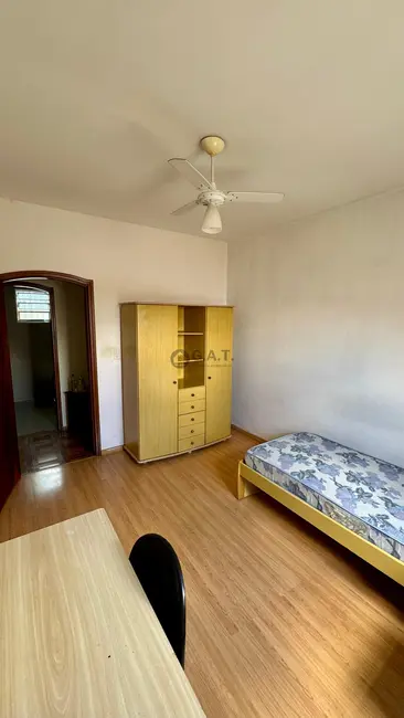 Foto 6 de Casa com 4 quartos para alugar, 300m2 em Aracoiaba Da Serra - SP