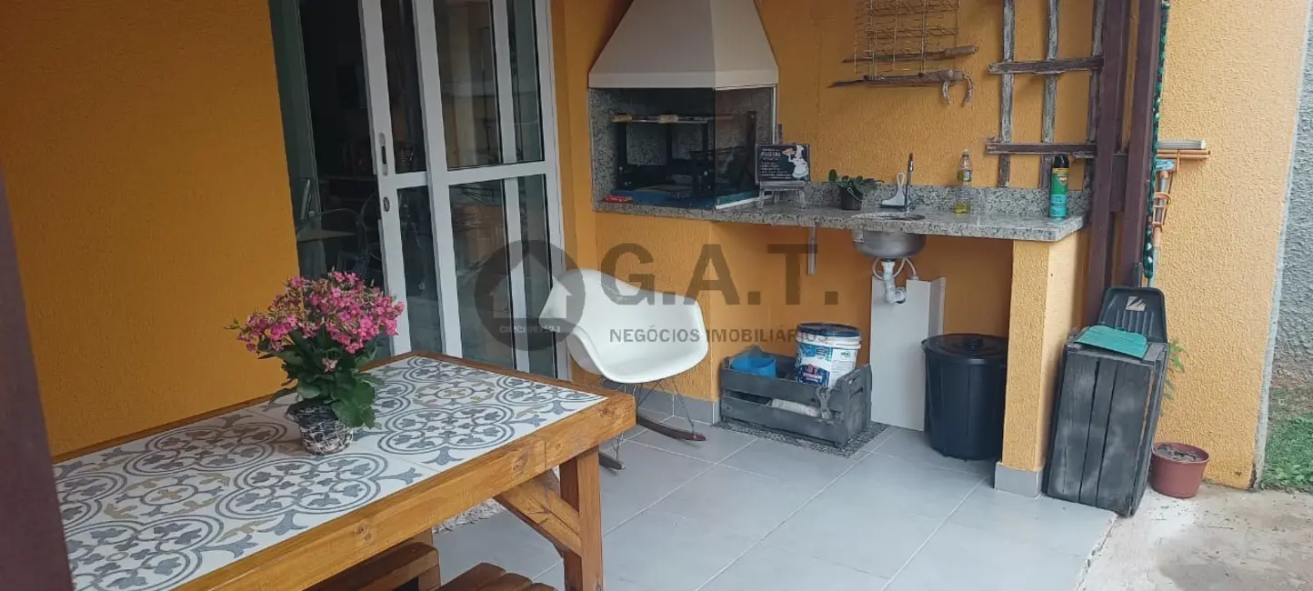 Casa de Condomínio com 3 quartos à venda, 70m2 em Votorantim - SP - imagem 1 Foto 1 de Casa de Condomínio com 3 quartos à venda, 70m2 em Votorantim - SP