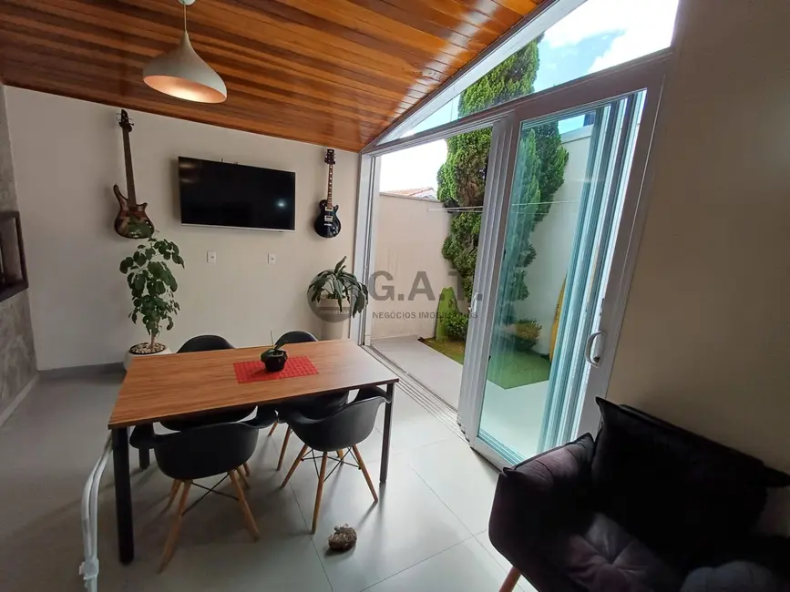 Foto 9 de Casa de Condomínio com 3 quartos à venda, 109m2 em Vila Haro, Sorocaba - SP