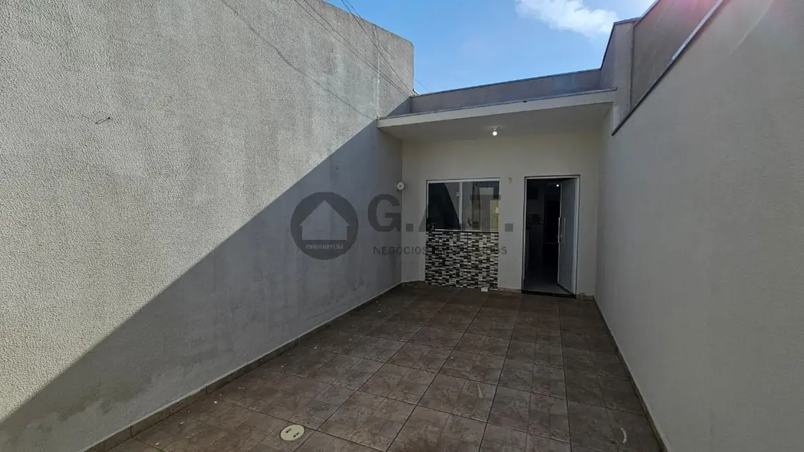 Foto 1 de Casa com 2 quartos à venda, 88m2 em Cajuru do Sul, Sorocaba - SP
