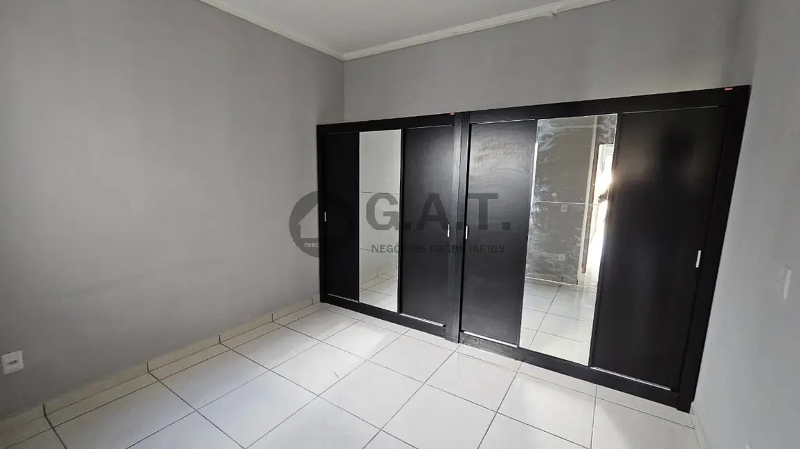 Foto 2 de Casa com 2 quartos à venda, 88m2 em Cajuru do Sul, Sorocaba - SP