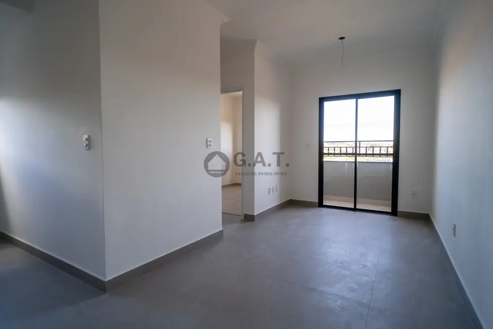 Foto 3 de Apartamento com 2 quartos à venda, 45m2 em Vila Helena, Sorocaba - SP