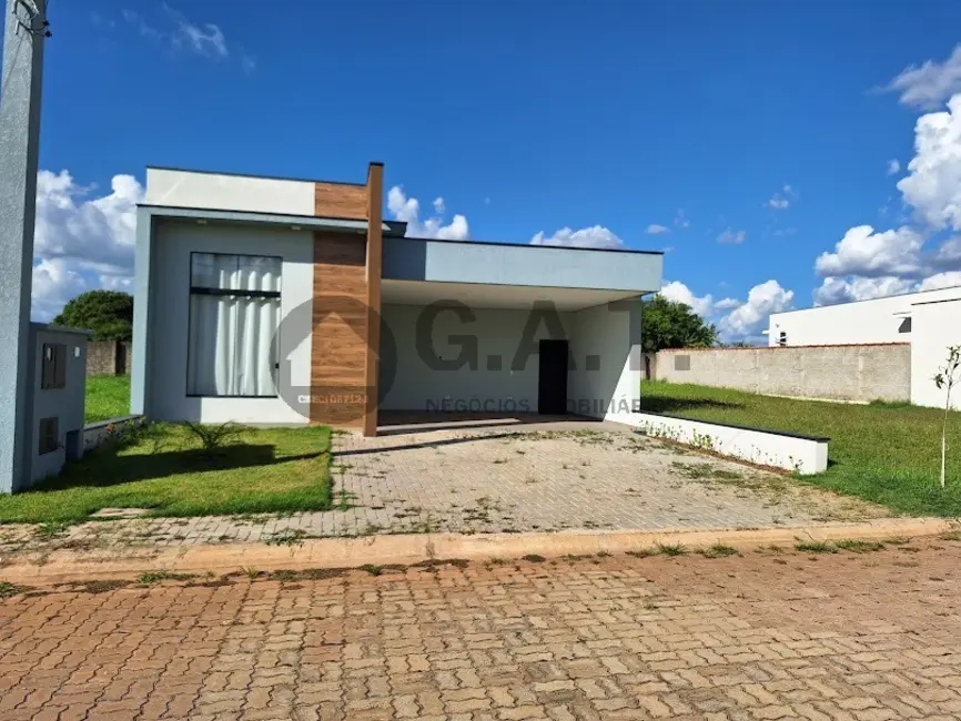 Foto 3 de Casa de Condomínio com 3 quartos à venda, 125m2 em Centro, Aracoiaba Da Serra - SP