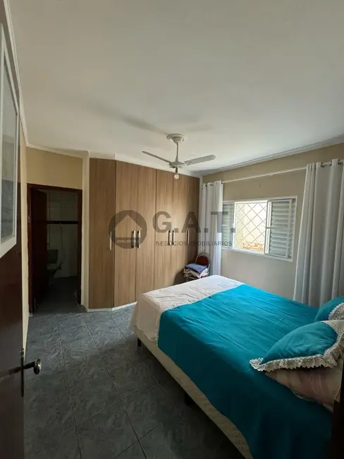 Casa com 2 quartos à venda, 115m2 em Jardim Dois Corações, Sorocaba - SP - imagem 8 Foto 8 de Casa com 2 quartos à venda, 115m2 em Jardim Dois Corações, Sorocaba - SP