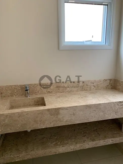 Foto 5 de Casa de Condomínio com 3 quartos para alugar, 215m2 em Aracoiaba Da Serra - SP