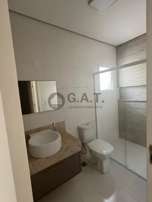 Casa de Condomínio com 3 quartos à venda, 170m2 em Wanel Ville, Sorocaba - SP - imagem 3 Foto 3 de Casa de Condomínio com 3 quartos à venda, 170m2 em Wanel Ville, Sorocaba - SP