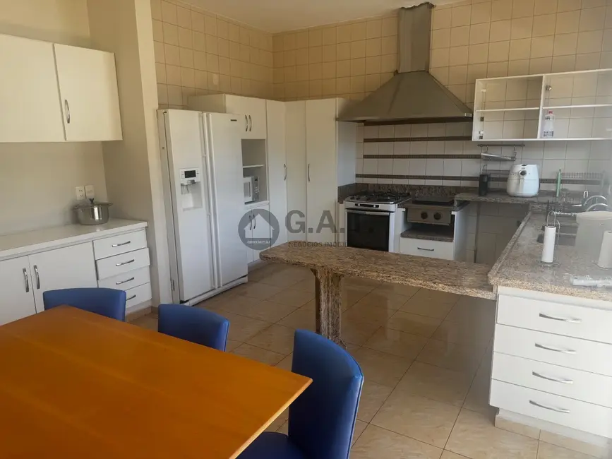 Casa de Condomínio com 3 quartos à venda, 328m2 em Jardim Residencial Tivoli Park, Sorocaba - SP - imagem 4 Foto 4 de Casa de Condomínio com 3 quartos à venda, 328m2 em Jardim Residencial Tivoli Park, Sorocaba - SP
