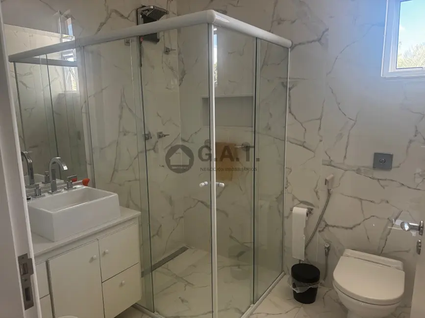 Casa de Condomínio com 3 quartos à venda, 328m2 em Jardim Residencial Tivoli Park, Sorocaba - SP - imagem 9 Foto 9 de Casa de Condomínio com 3 quartos à venda, 328m2 em Jardim Residencial Tivoli Park, Sorocaba - SP