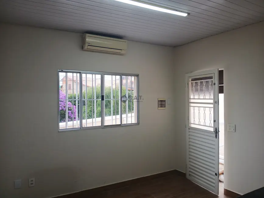 Foto 5 de Casa com 1 quarto para alugar, 47m2 em Vila Trujillo, Sorocaba - SP
