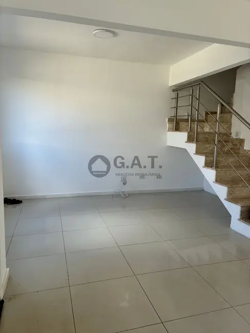 Foto 4 de Casa de Condomínio com 3 quartos para alugar, 94m2 em Bairro da Vossoroca, Sorocaba - SP