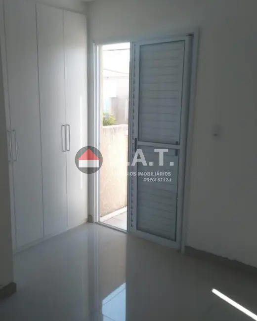 Foto 1 de Casa de Condomínio com 2 quartos para alugar, 53m2 em Vila Mineirão, Sorocaba - SP