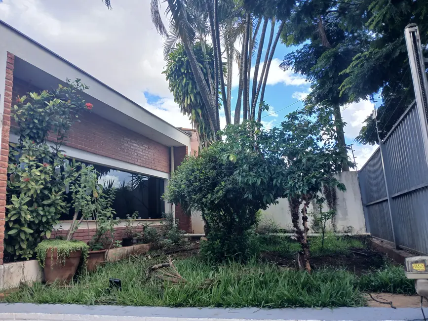 Foto 4 de Casa com 3 quartos à venda, 208m2 em Vila Trujillo, Sorocaba - SP