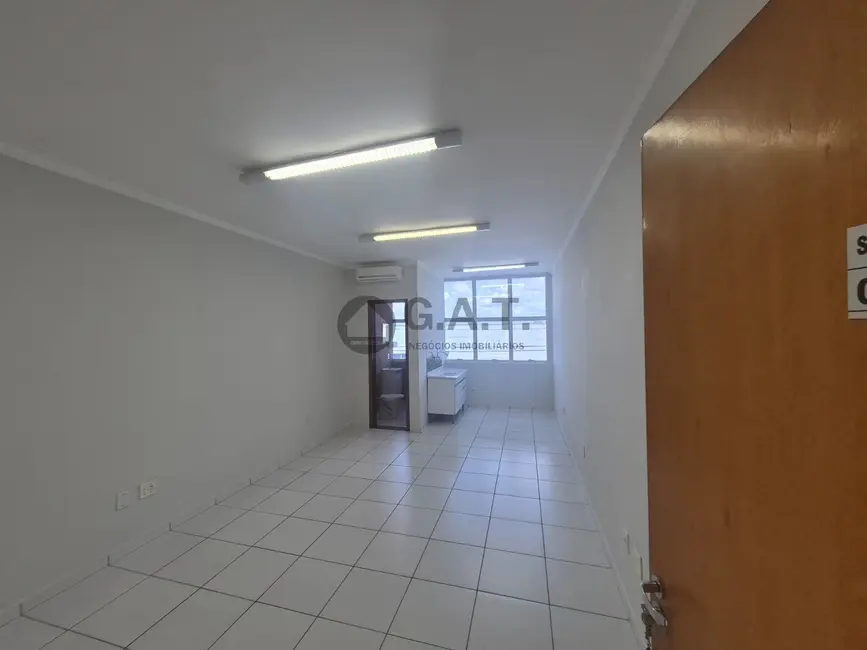 Foto 8 de Sala Comercial para alugar, 31m2 em Conjunto Habitacional Júlio de Mesquita Filho, Sorocaba - SP