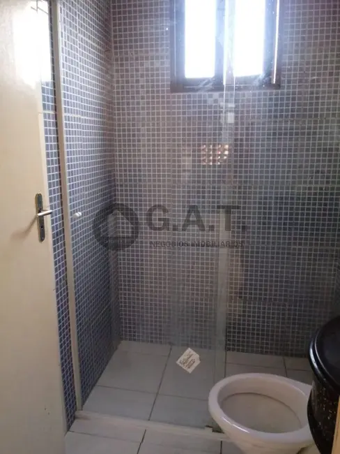 Foto 8 de Casa com 2 quartos para alugar, 80m2 em Jardim Santa Bárbara, Sorocaba - SP