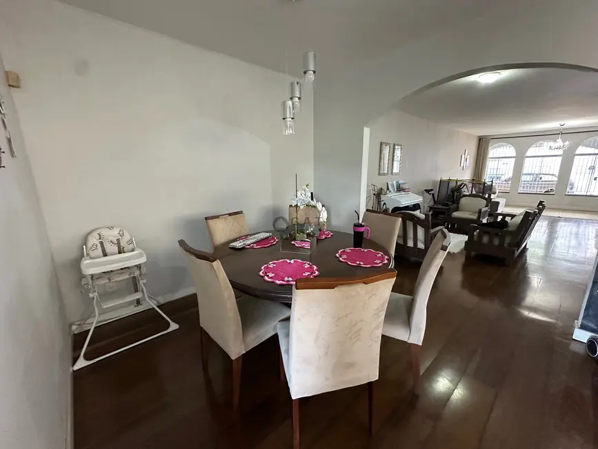 Foto 9 de Casa com 4 quartos para alugar, 410m2 em Vila Trujillo, Sorocaba - SP