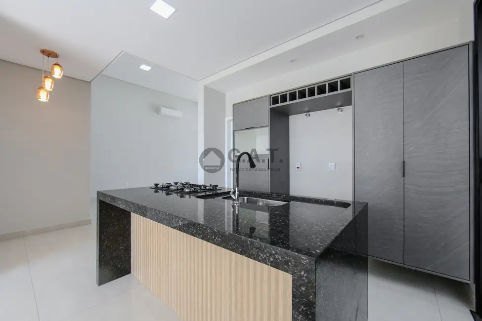 Foto 9 de Casa de Condomínio com 3 quartos para alugar, 180m2 em Brigadeiro Tobias, Sorocaba - SP