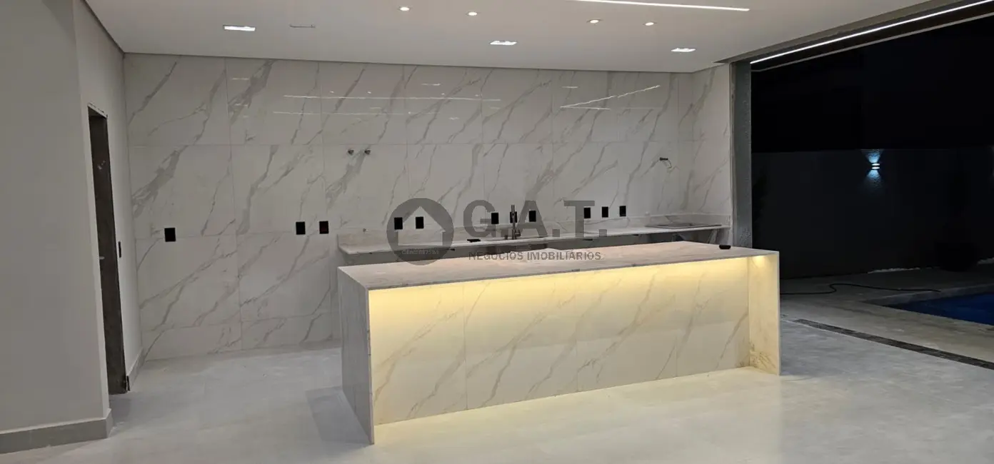 Casa de Condomínio com 4 quartos à venda, 245m2 em Alphaville Nova Esplanada, Votorantim - SP - imagem 4 Foto 4 de Casa de Condomínio com 4 quartos à venda, 245m2 em Alphaville Nova Esplanada, Votorantim - SP