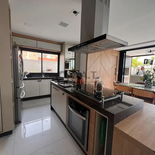 Foto 2 de Casa de Condomínio com 3 quartos à venda, 310m2 em Votorantim - SP