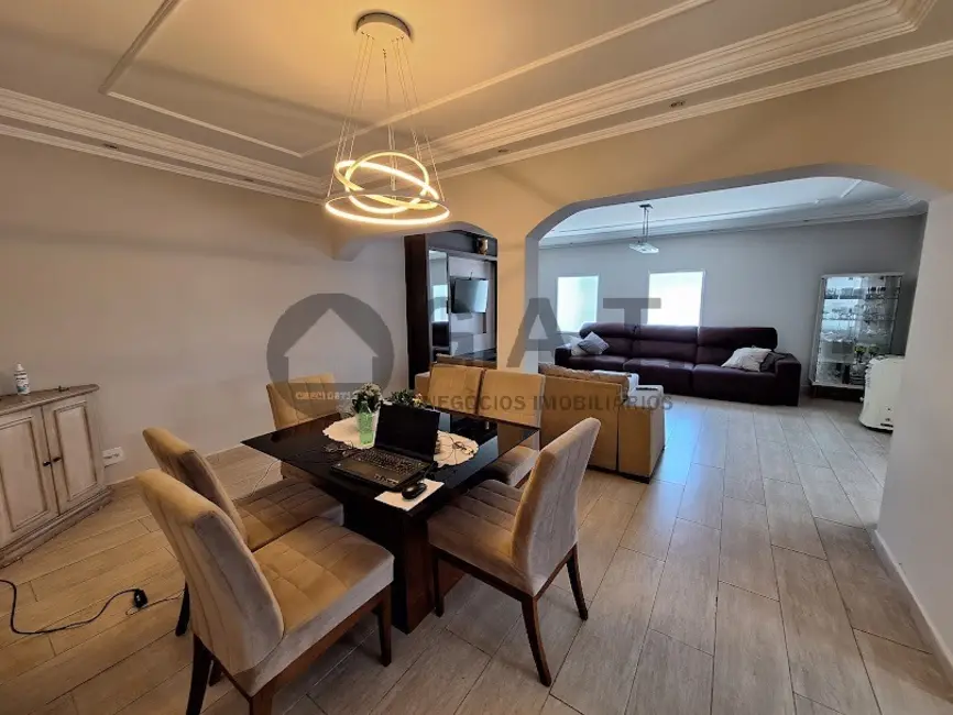 Foto 8 de Casa com 3 quartos à venda, 155m2 em Vila Fiori, Sorocaba - SP