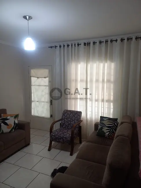 Casa com 2 quartos à venda, 114m2 em Vila São Jorge, Sorocaba - SP - imagem 5 Foto 5 de Casa com 2 quartos à venda, 114m2 em Vila São Jorge, Sorocaba - SP